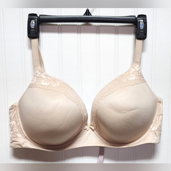 Victoria's Secret Body By Victoria Lightly Lined Wireless Bra 40DD New - Picture 3 of 6